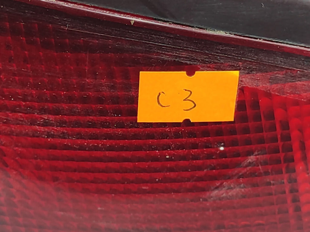 Mitsubishi Galant 1994 Hatchback LHD Rear Right Taillight Light 0431612
