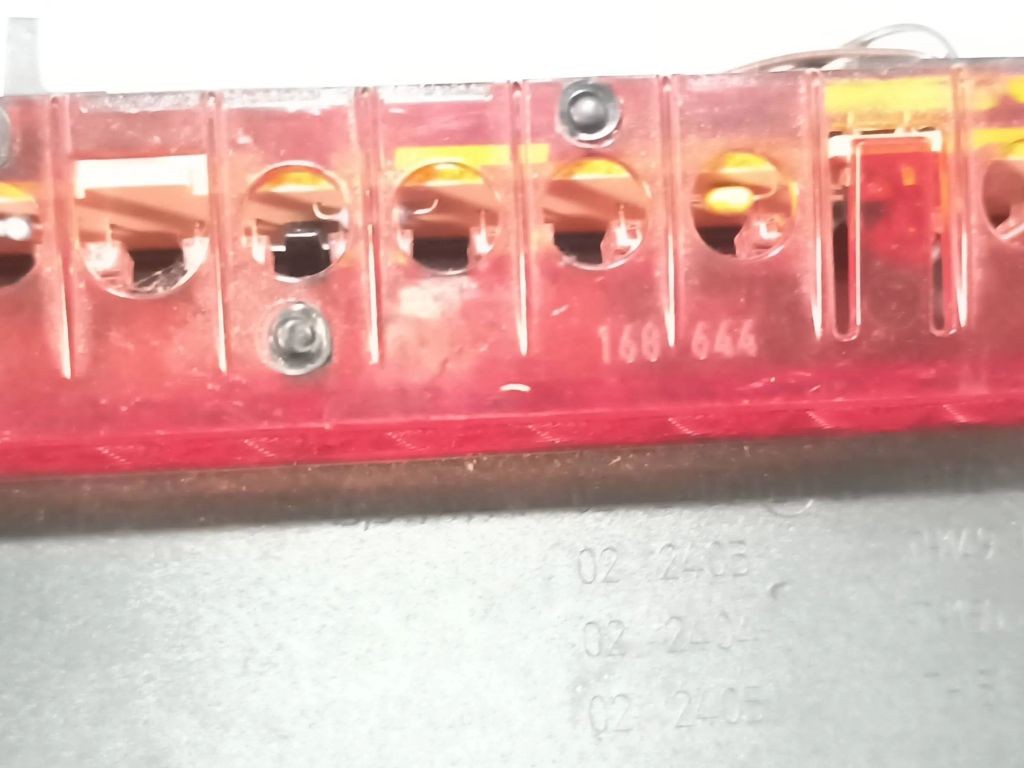 BMW 3 E90 E91 2007 Third brake center stop light 168644 