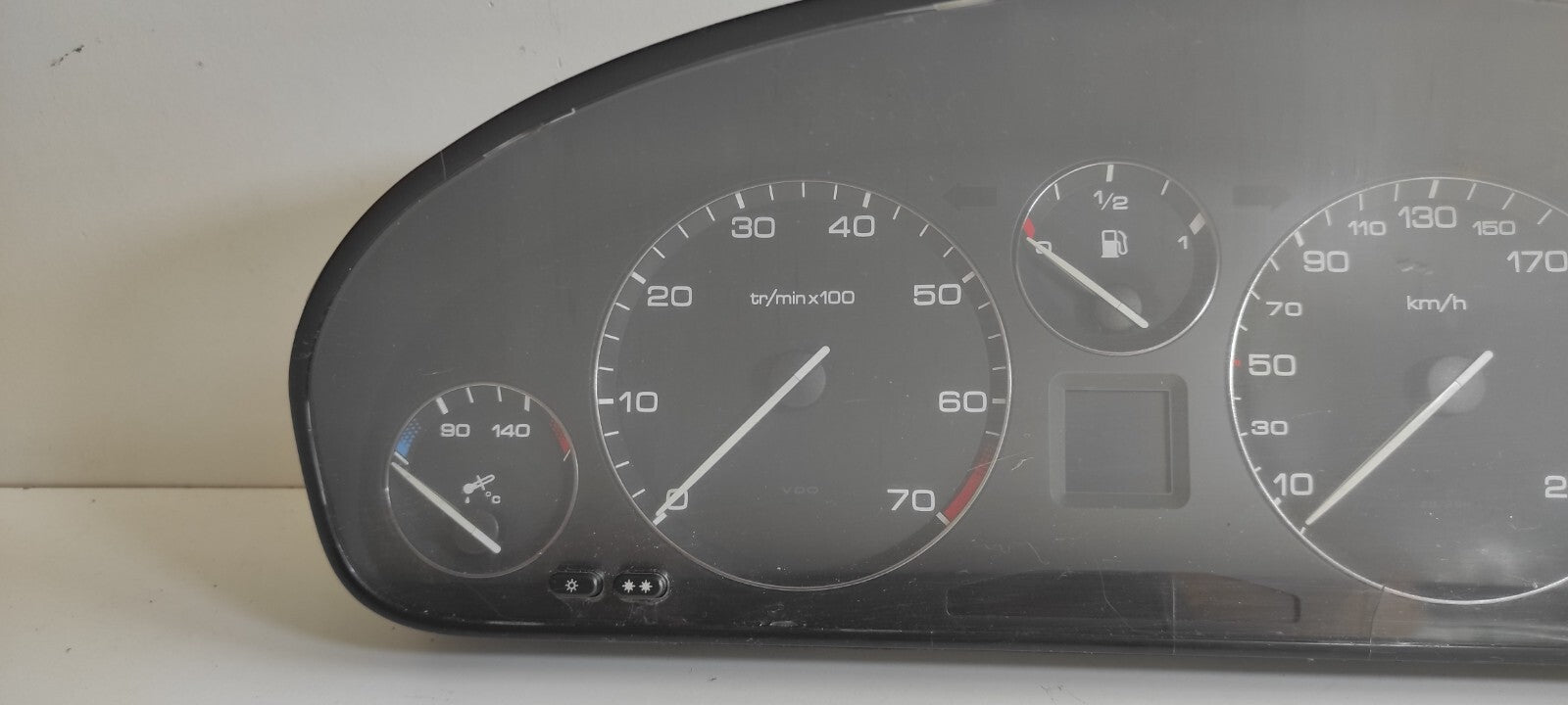 Peugeot 607 3.0i V6 2000 LHD Front Dash Speedometer Cluster 9653139880
