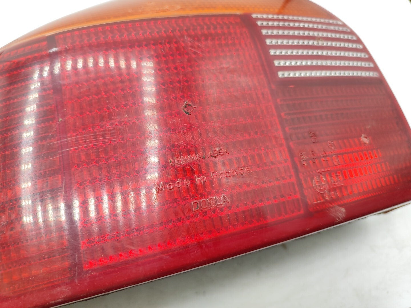 Ford Mondeo Hatchback 1995 Rear Left Side Taillight Light 93BG13N004