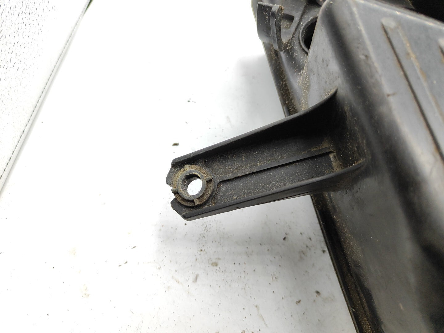 Honda Civic EK EJ 6 Gen Hatchback 1.4i 1996 Air Intake Resonator Filter Box CR3