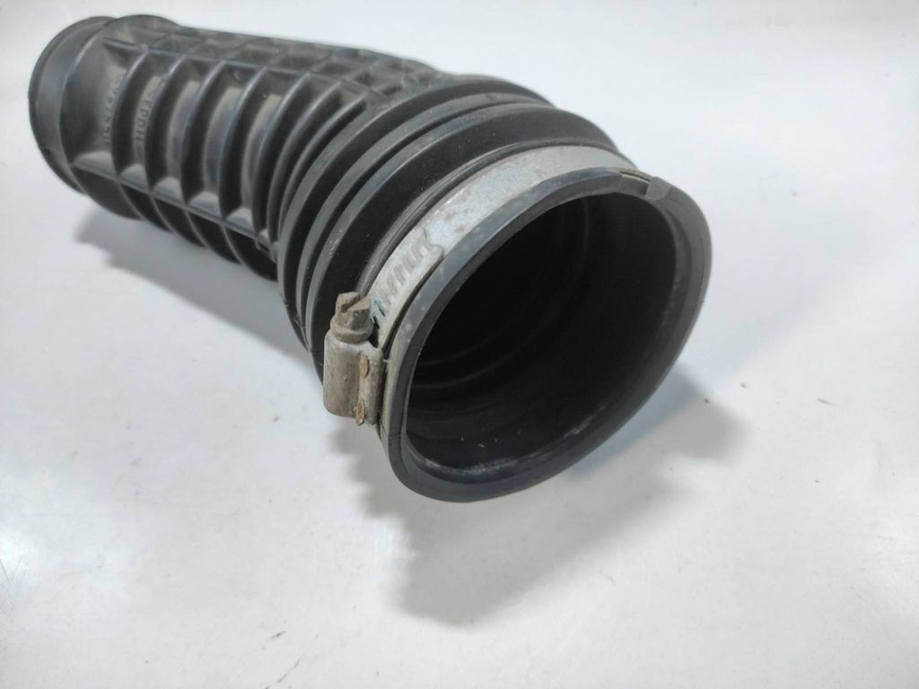 Saab 9-5 2.0T 110kW Petrol 2000 air intake hose pipe 4967550 