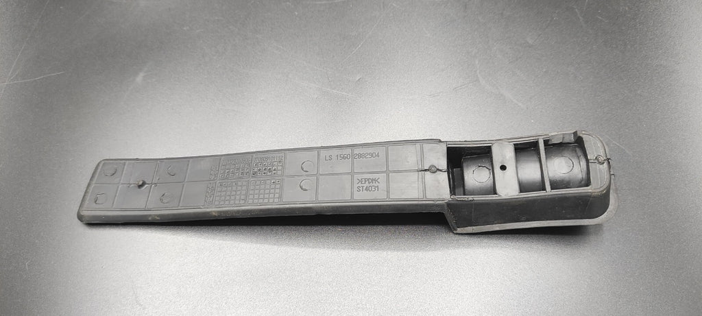 Alfa Romeo 156 2002 Center Console Middle Rubber Insert Mat 15602882904