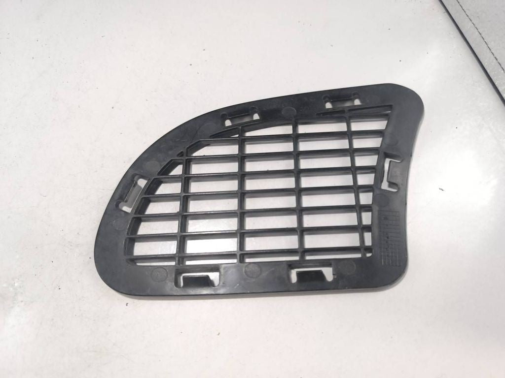 Fiat Croma 2.4JTD 147kW 2007 Diesel Front right bumper lower grill 735373419 