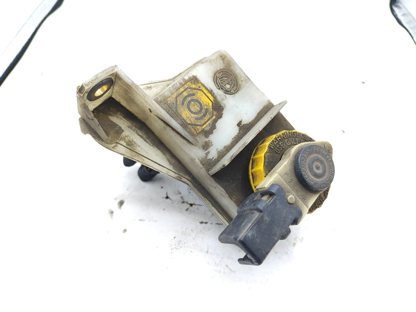 Alfa Romeo 156 2.0TS 2001 Brake Fluid Reservoir Tank