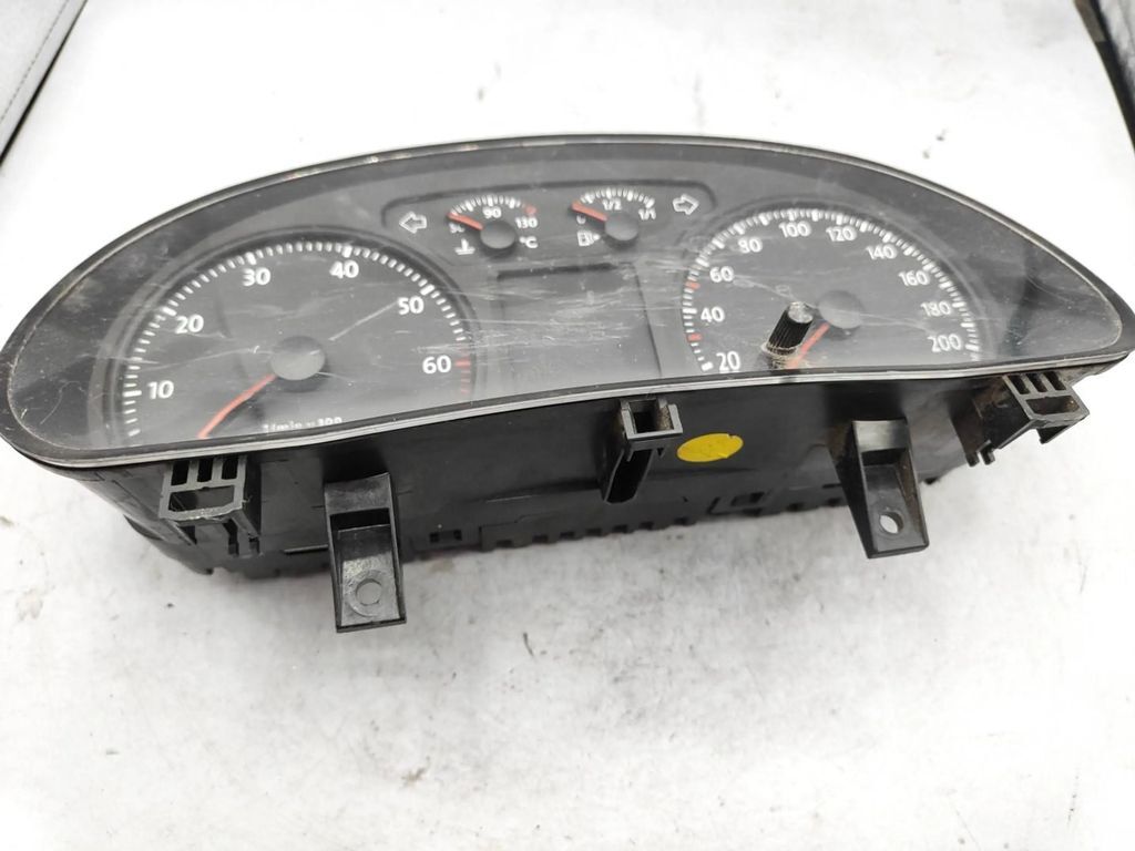 Volkswagen Polo IV 9N3 2007 speedometer instrument cluster 6Q0920803E 