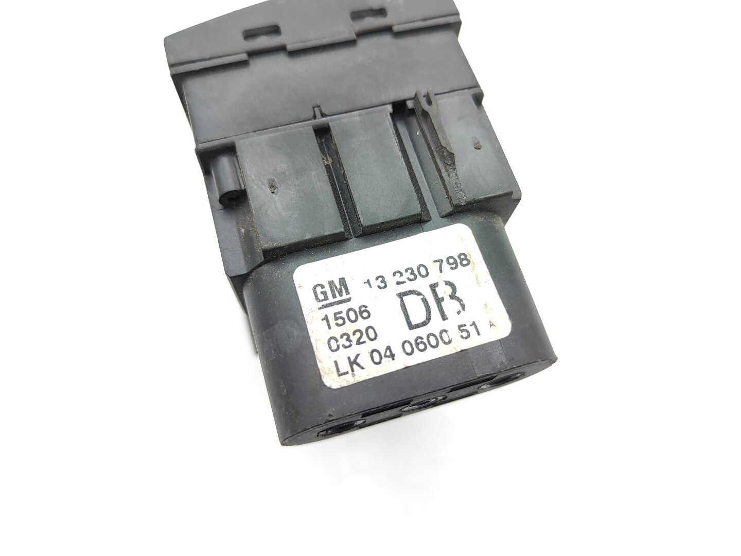 Opel Vectra C 2005 LHD Hazzard Light Switch Button 13230798