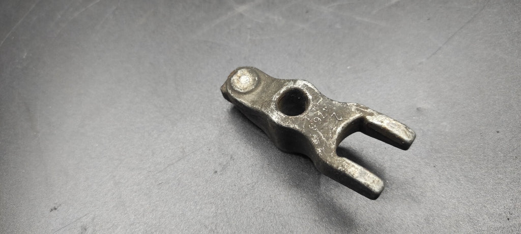 Alfa Romeo 159 2.4JTDm 147kW 2007 Diesel Fuel Injector Clamp Holder Mount