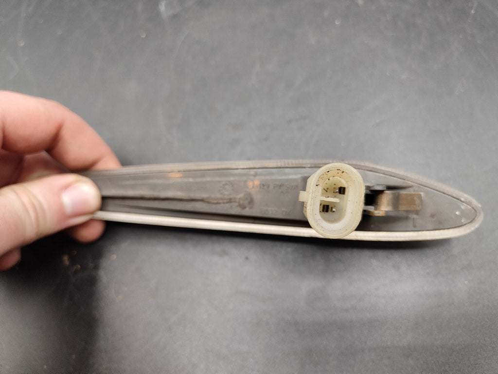 Alfa Romeo 159 1.9JTDm 2008 Front Right Fender Indicator 60691106