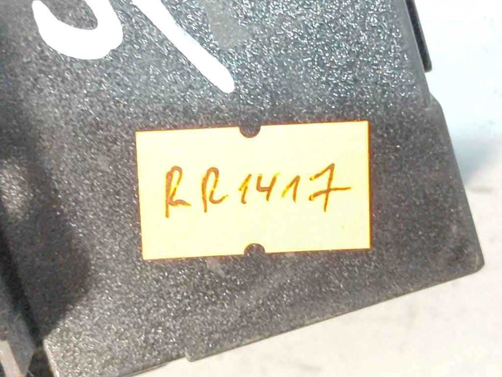 Volkswagen Golf V 2005 Comfort convenience body module 1K0959433BL 