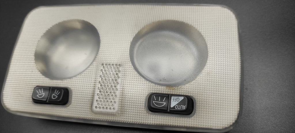 Alfa Romeo 147 1.9JTD 85kW 8V 2004 Interior Front Roof Lighting Dome 1520400000