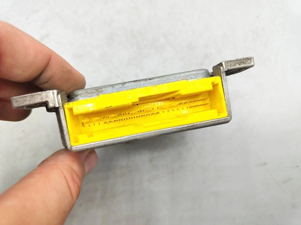 Volkswagen PASSAT B5 1.8i 1999 Control unit module 3B0959655 