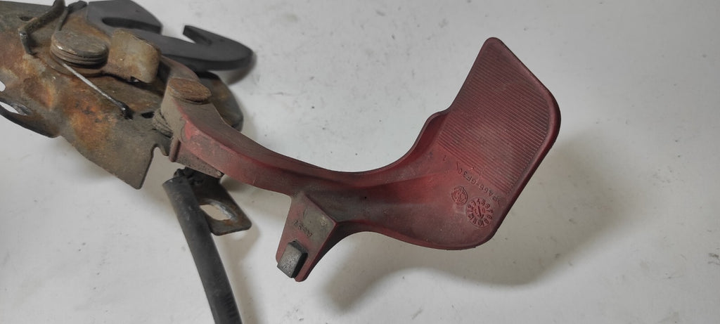 Alfa Romeo GT Diesel JTD 2004 Front Bonnet Hood Lock Latch Mechanism