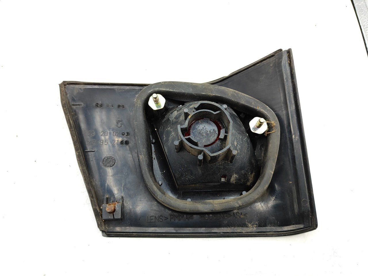 Mitsubishi Carsima 1996 LHD Rear Right Taillight Light MB952168