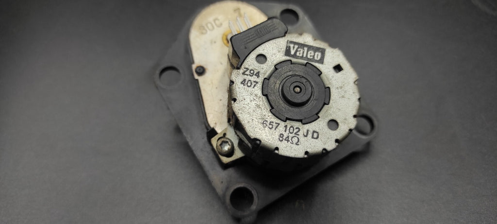 Peugeot 607 3.0 V6 2002 Interior Heater Fan Blower Actuator 657102JD