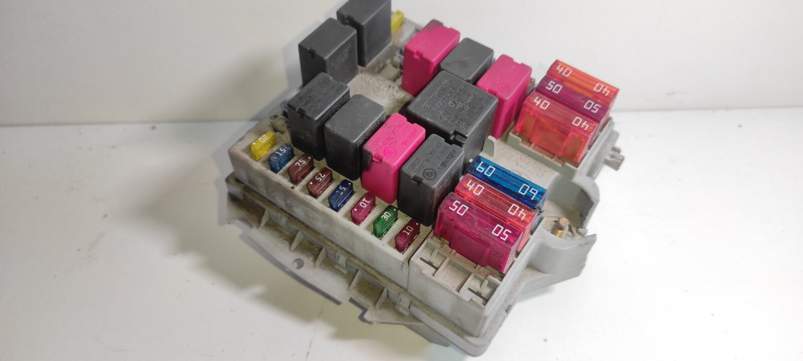 Alfa Romeo 147 1.9JTD 85kW 2003 Diesel Fuse Box Module Unit 51742420