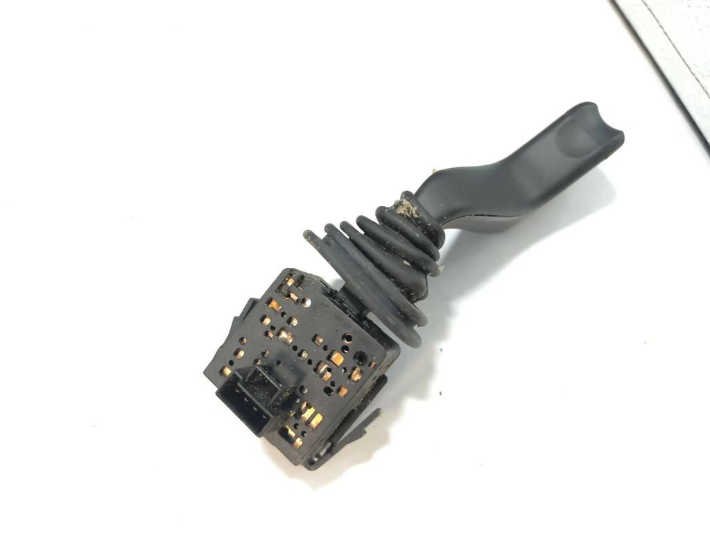 Opel Tigra B 1.4 66kW 2005 Wiper control switch stalk 09185415 