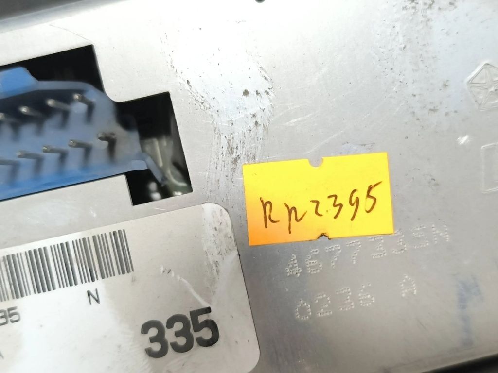 Chrysler Voyager 3.8i 1998 AC Climate control unit module P4677335 