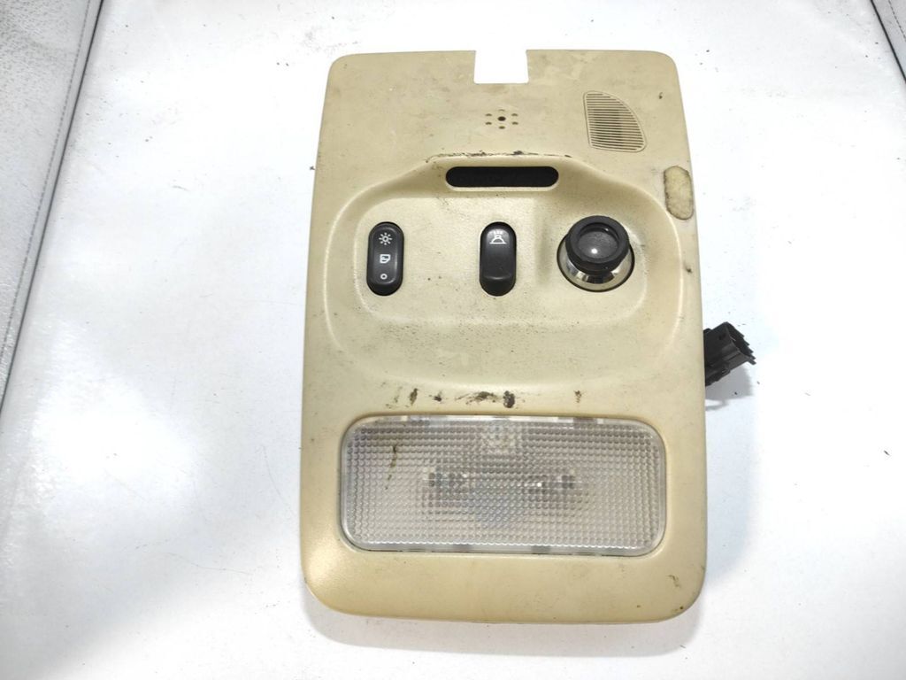 Saab 9-5 2.0T 110kW Petrol 2000 front reading dome seat light 