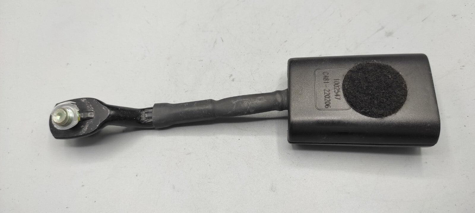 Alfa Romeo GT 1.9JTD 110kW Diesel 2004 LHD Front Right Seatbelt Buckle 1002547