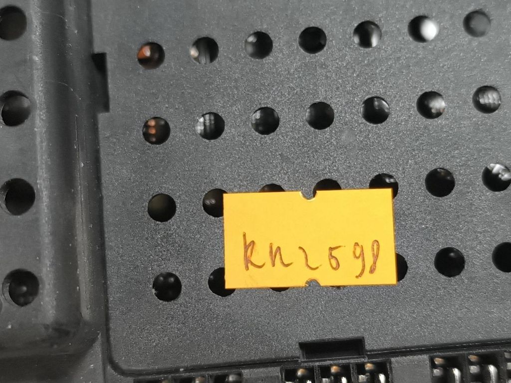 Volvo S60 2002 Fuse box module 8688153 