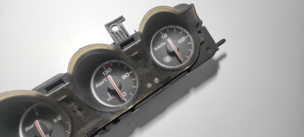 Alfa Romeo 159 2008 LHD Front Dashboard Fuel / Temperature Gauge 50511917