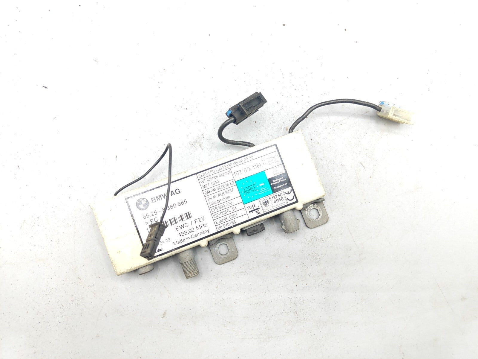 BMW 5 SERIES E39 ANTENNA RADIO AMPLIFIER SIGNAL AMPLIFIER 8380685
