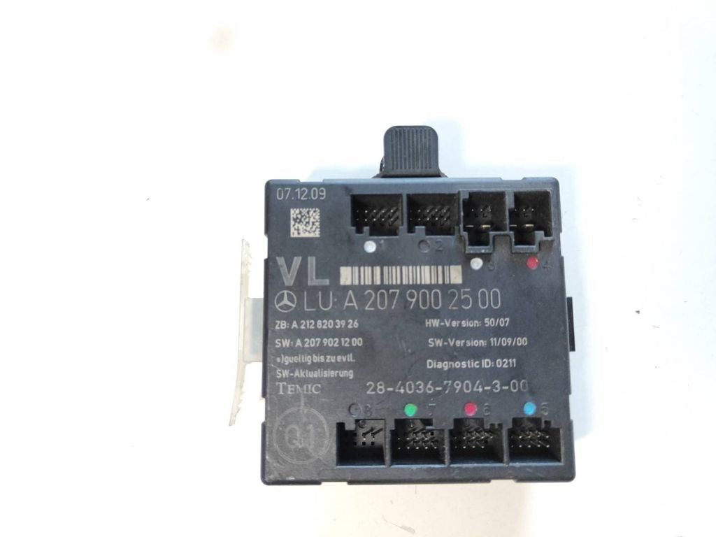 Mercedes-Benz E C207 W207 2012 door control unit module A2079002500 