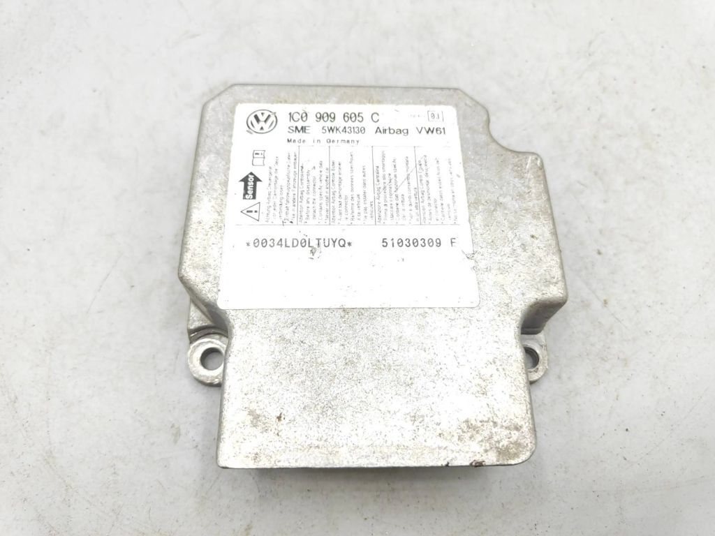 Volkswagen PASSAT B5.5 2002 Safety Control unit module 1C0909605C 