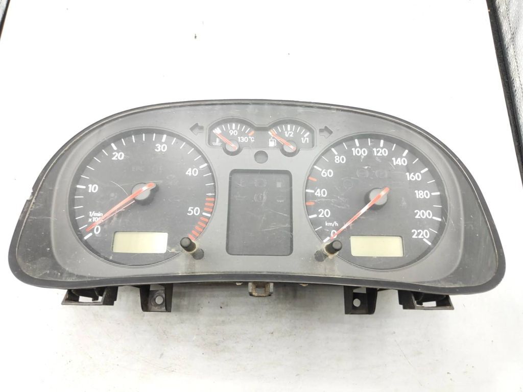 1J0919860B Volkswagen Golf IV 2002 Diesel speedometer instrument cluster 