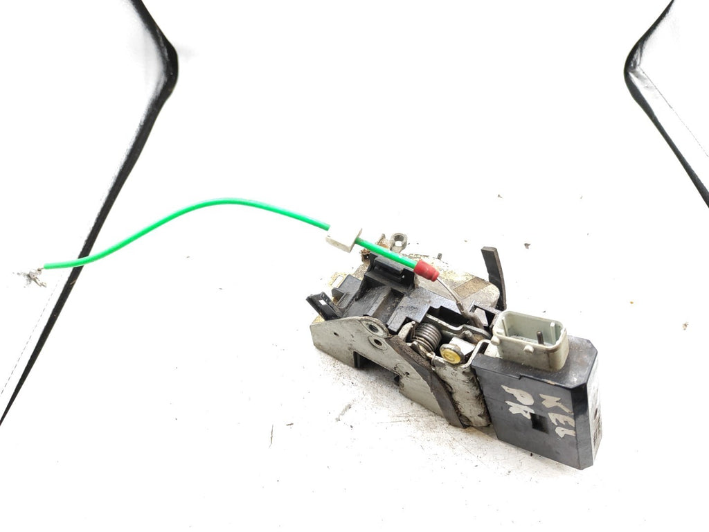 BMW 5 SERIES E39 530D Diesel 2001 LHD Front Right Door Exterior Lock 67118352165