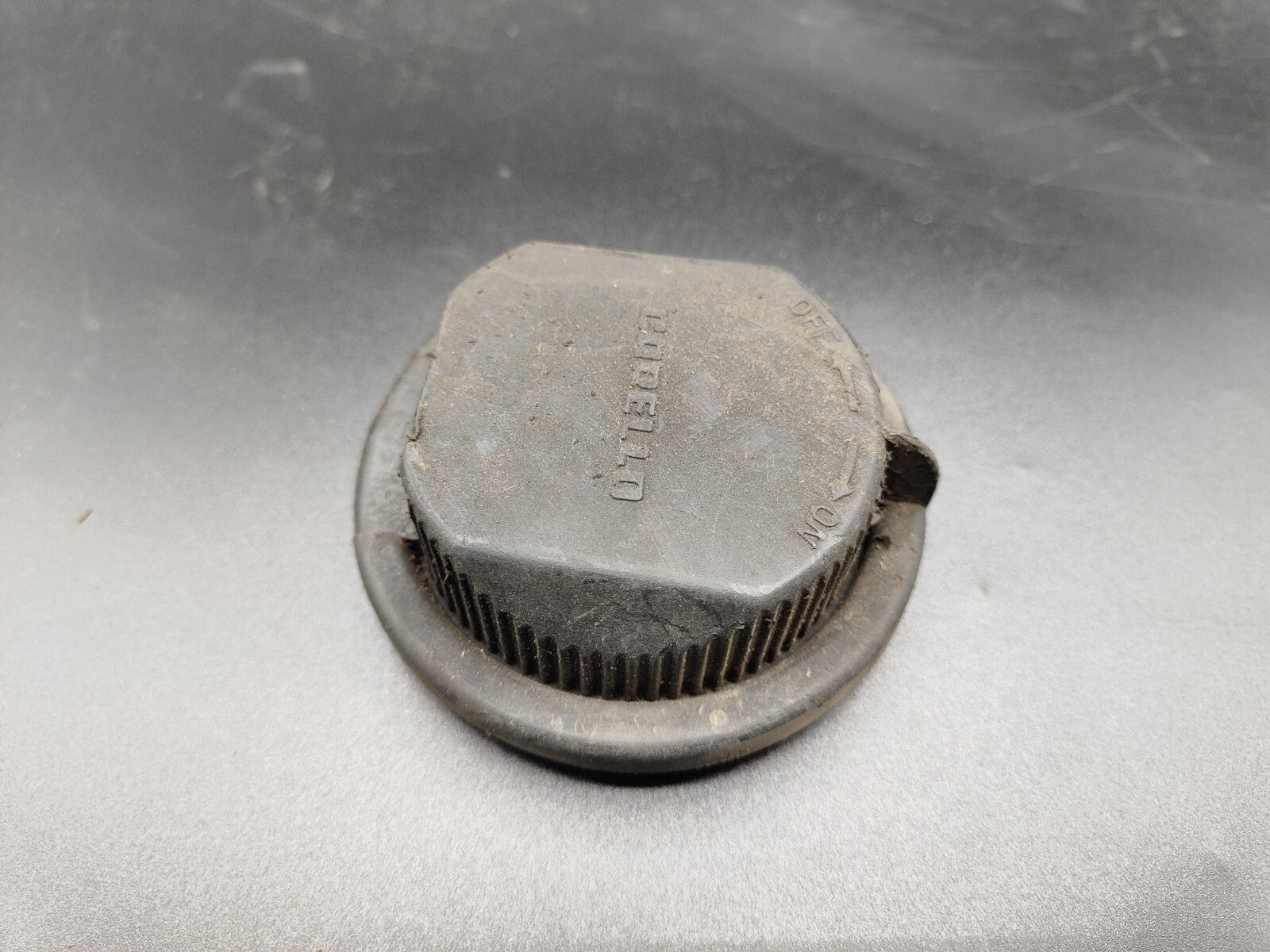 Alfa Romeo 156 SW 1.9JTD 2000 Front Headlight Bulb Dust Cover Cap 38420749