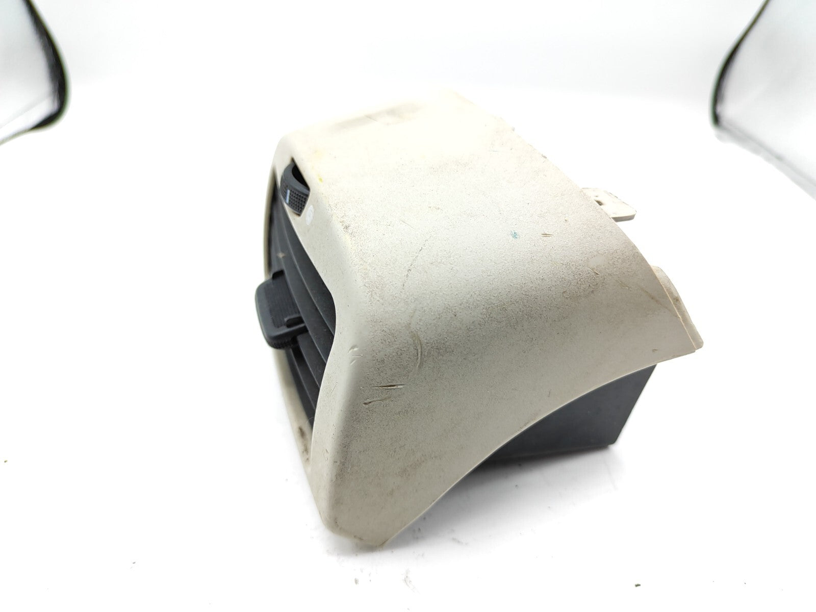 Fiat Stilo Diesel 192 Rear Center Console Air Vent Grill LS347701