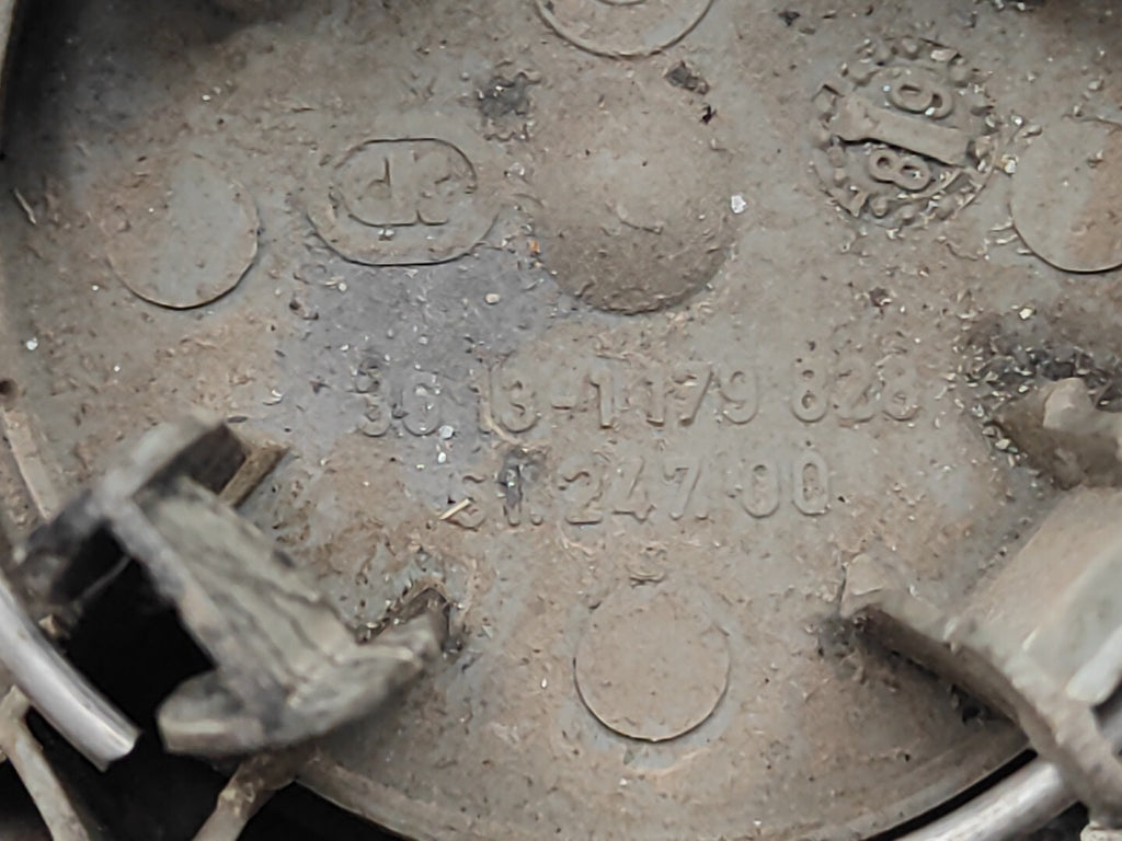 BMW 5 Series E34 1991 Alloy Wheel Plastic Center Cap 1179828 36131179828