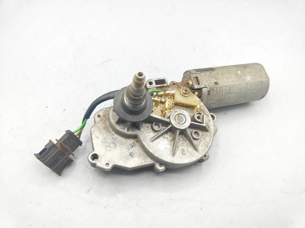 Volkswagen Golf III 1993 Rear windshield glass wiper motor 1H6955713A 
