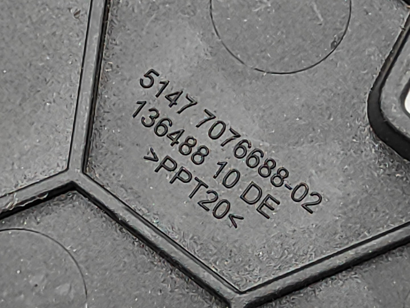 BMW E61 530D 170kW Estate 2007 Rear boot luggage trim plate 7076688 51477076688