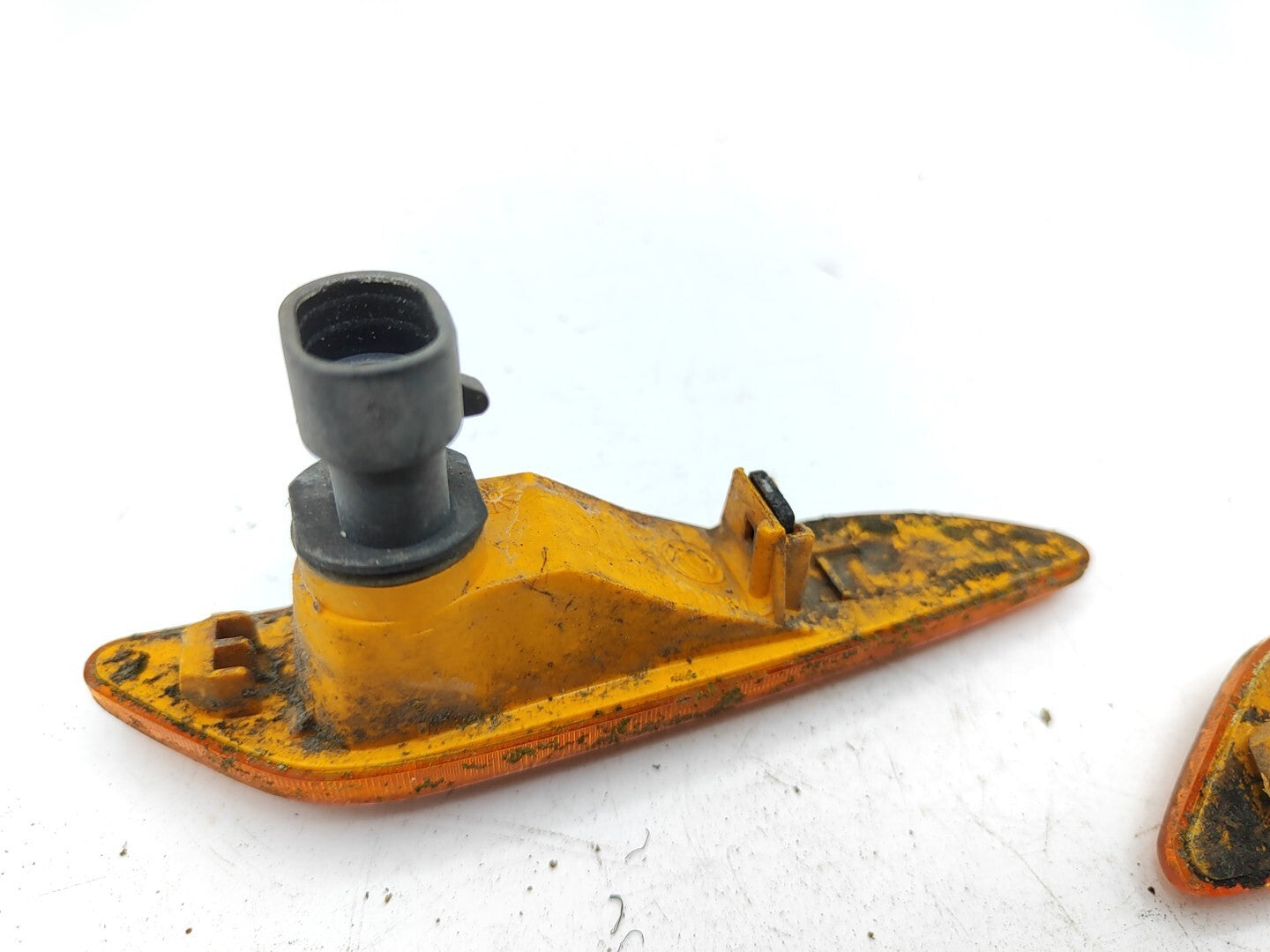 Alfa Romeo 156 2.0TS 114kW 2000 Front Orange Indicator Turn Light Set