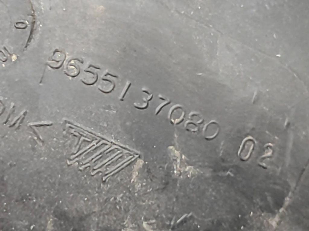 Citroen C5 2009 Diesel Engine air intake hose pipe 9655137080 