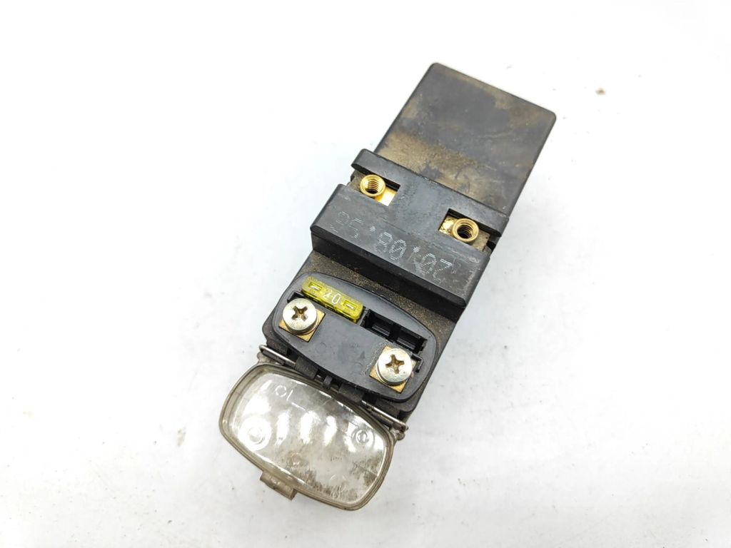 Volkswagen Golf III 1995 Radiator Coolant fan relay 357919506A 