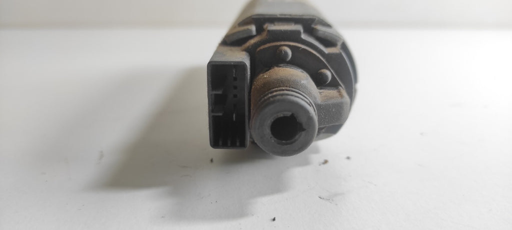 Peugeot 607 3.0i V6 2000 Electric Seat Adjustment Motor 404827 9470480C