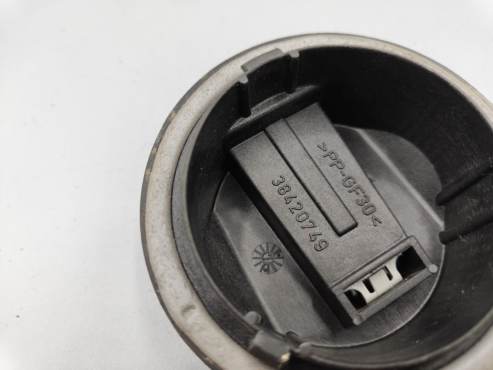 Alfa Romeo 156 SW 2.4JTD 10V 2002 Front Headlight Bulb Dust Cover Cap 38420749