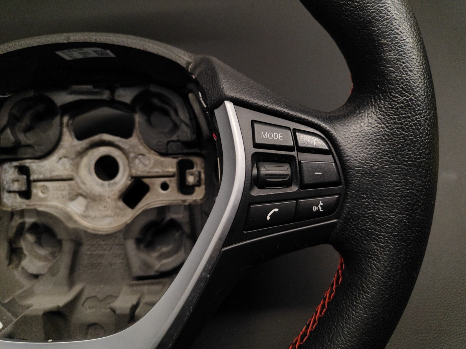 BMW 2 3 4 F22 F30 F31 F32 SPORT STEERING WHEEL 62562181E