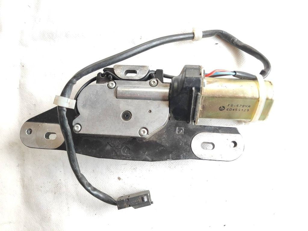 BMW 5 E39 2003 tailgate trunk boot lift motor 67148362371 