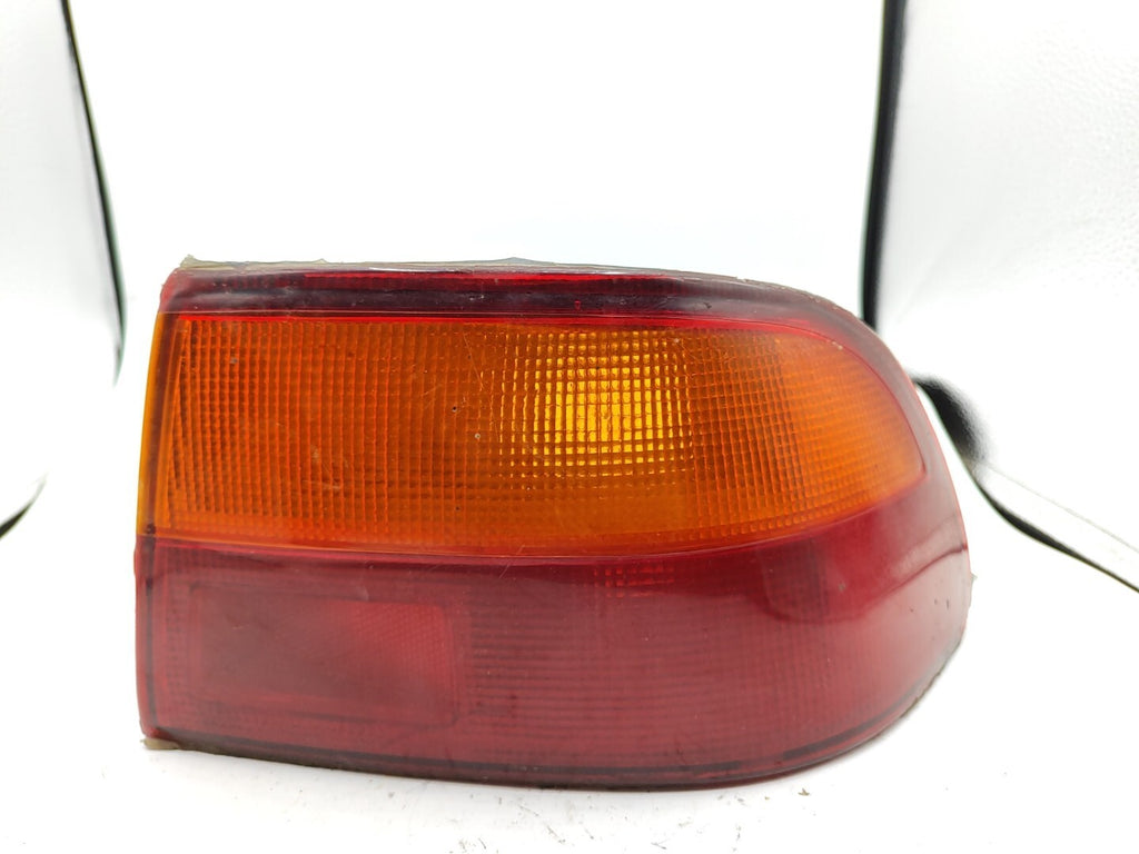 Honda Civic 5 Gen 1.5i 66kW Sedan 1994 Rear Right Side Taillight Light
