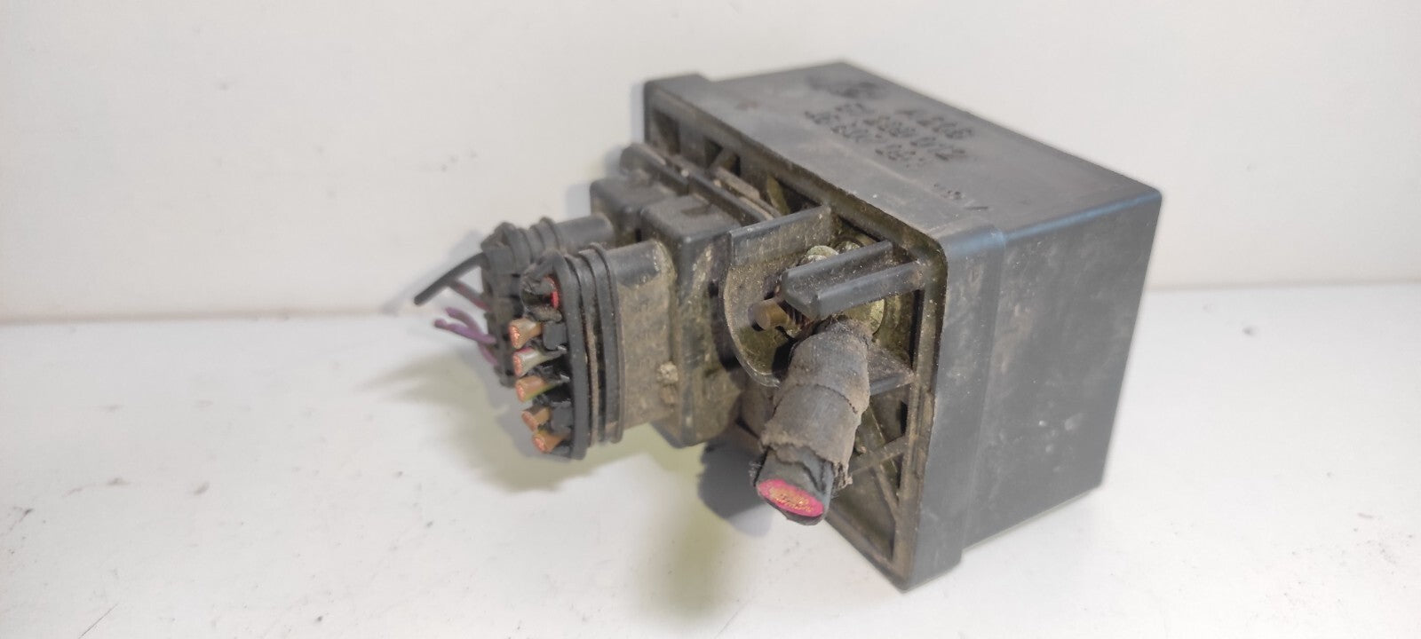 Alfa Romeo 156 2.4JTD 110kw 2003 Glow Plug Pre Heat Relay 51299012 46807091