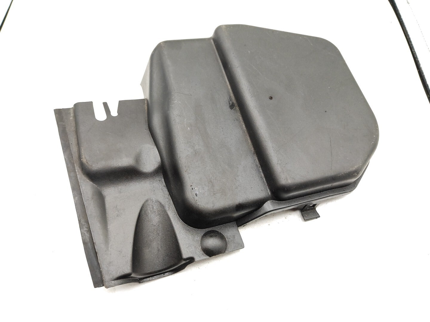 BMW E90 E91 330D 170kW 2006 Diesel Right Side Cabin Filter Cover 6925018