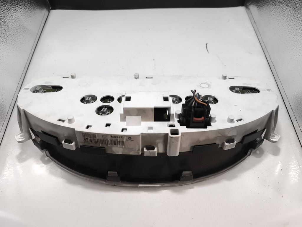 Chrysler Voyager 2005 Petrol speedometer instrument cluster TN2574106384 