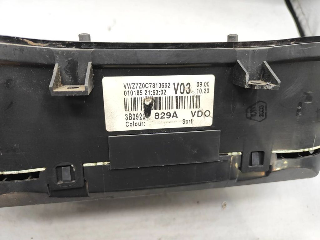 Volkswagen PASSAT B5.5 2005 LHD speedometer instrument cluster 3B0920829A 