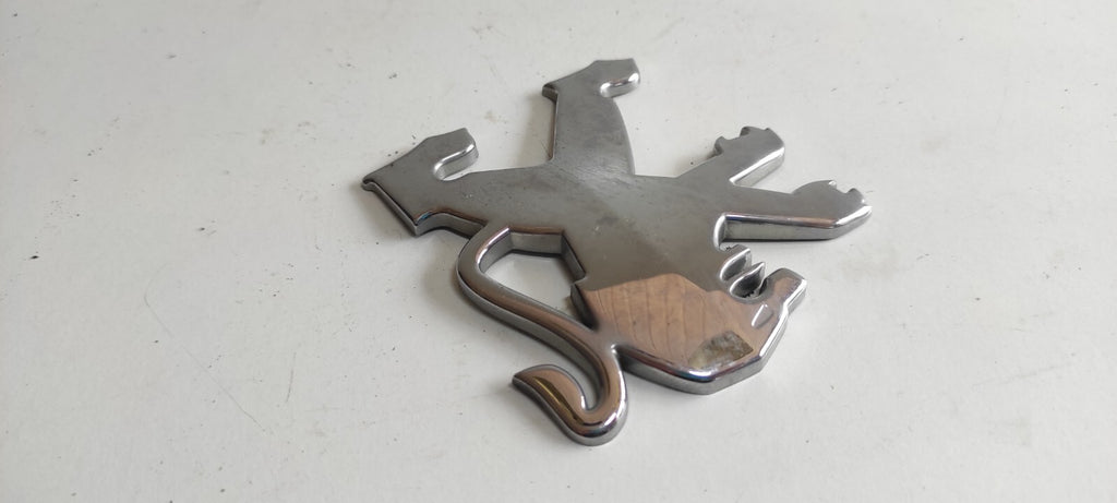 Peugeot 607 3.0i V6 Petrol 2001 Logo / Emblem / Sticker 9631717280