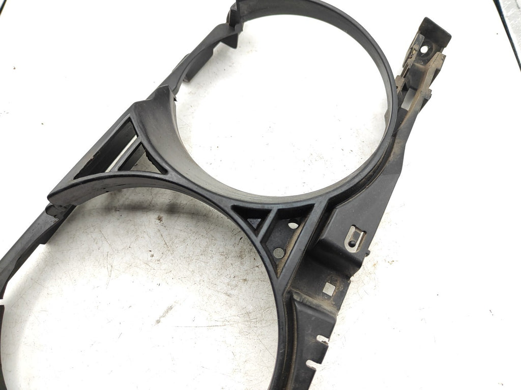 BMW 5 Series E34 Petrol 1988 Front Left Side Headlight Grill 843174